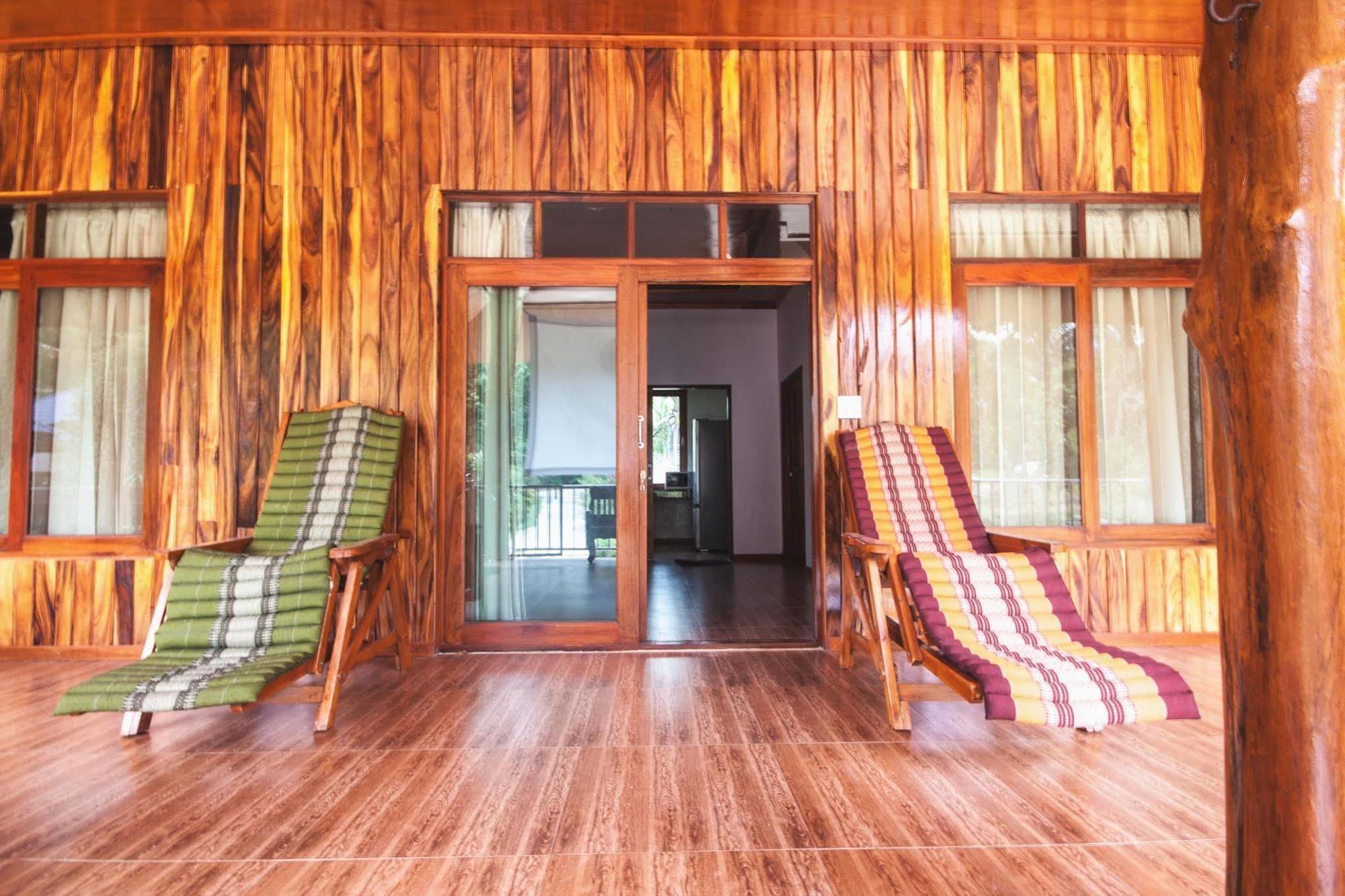 Bor Hin Resort Baan Tai Exterior foto