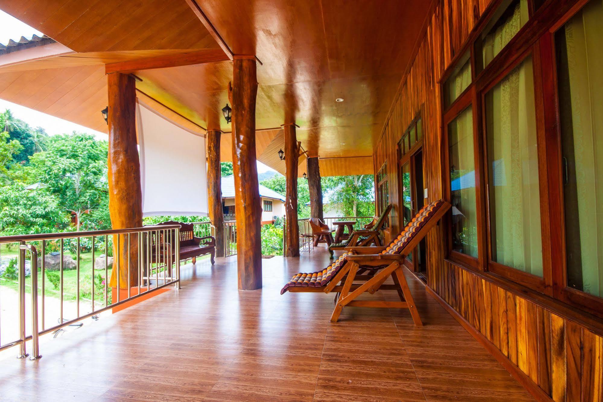 Bor Hin Resort Baan Tai Exterior foto