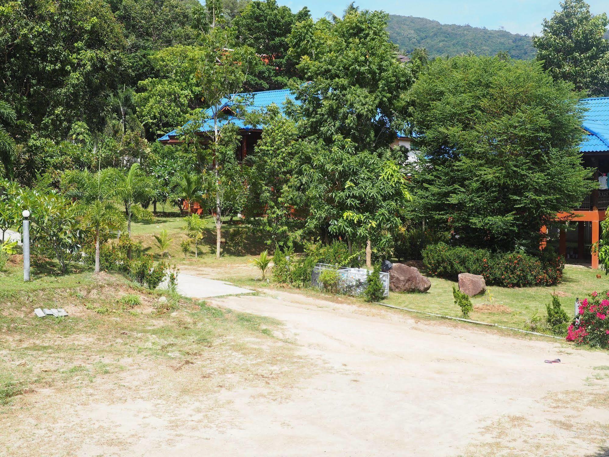 Bor Hin Resort Baan Tai Exterior foto