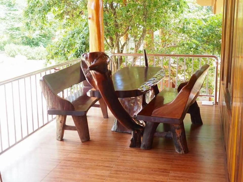 Bor Hin Resort Baan Tai Exterior foto